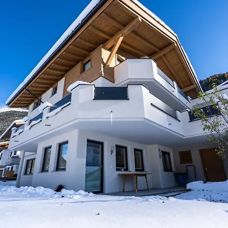 Alpenherz Apartment *